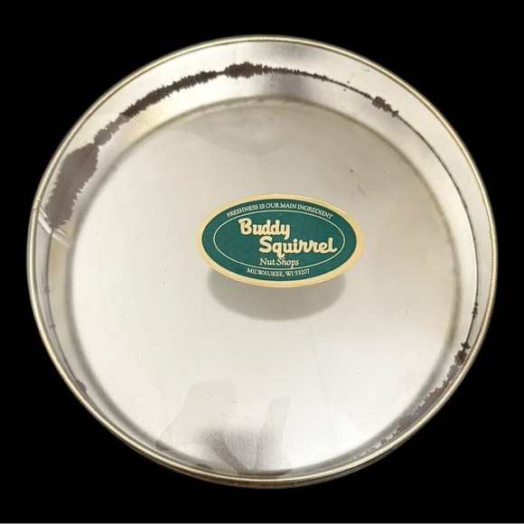 Vintage - Currier & Ives WINTER PASTIME Tin - Picture 5 of 7